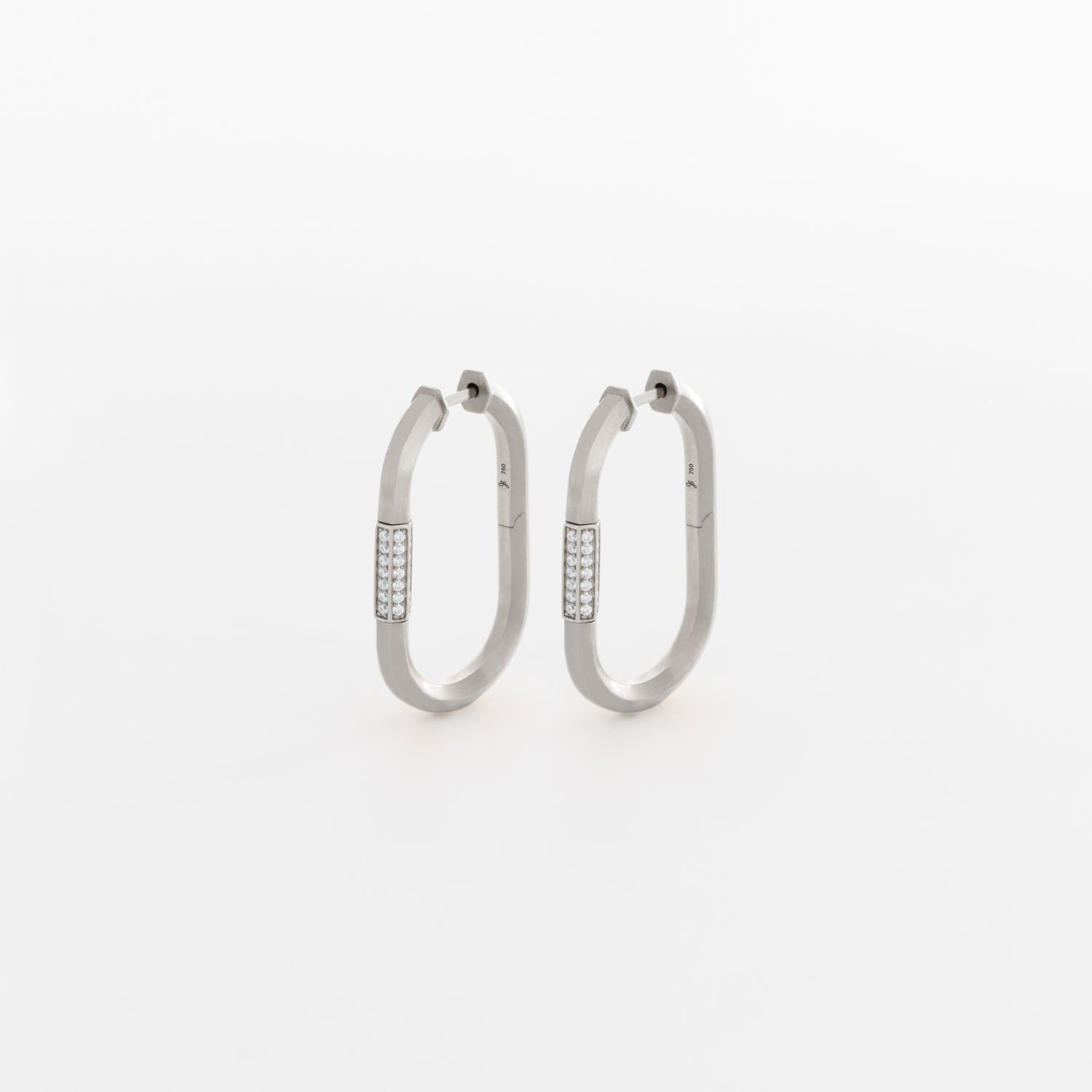 Roundel Vault Hoops