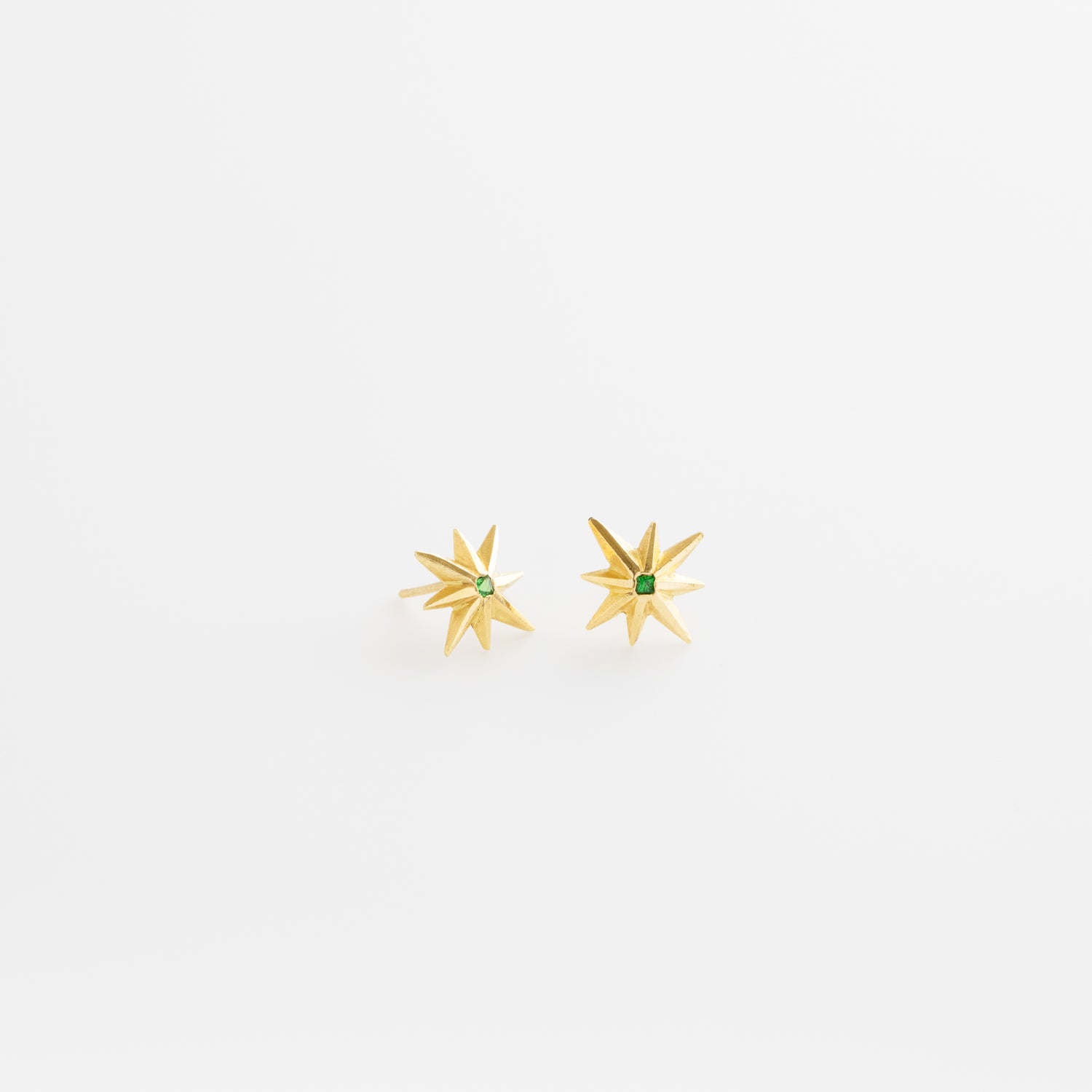 Medium Star Earrings